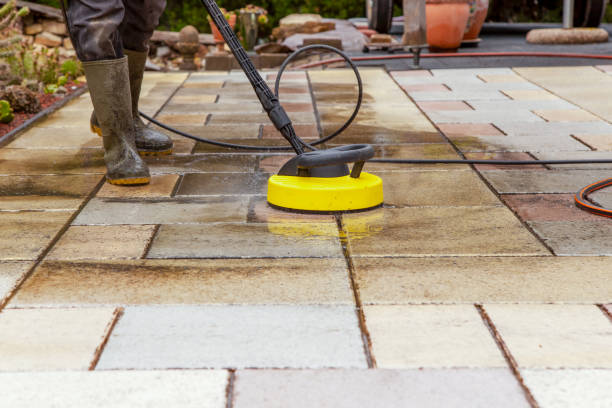 Best Pool Deck Cleaning  in Grant Park, IL